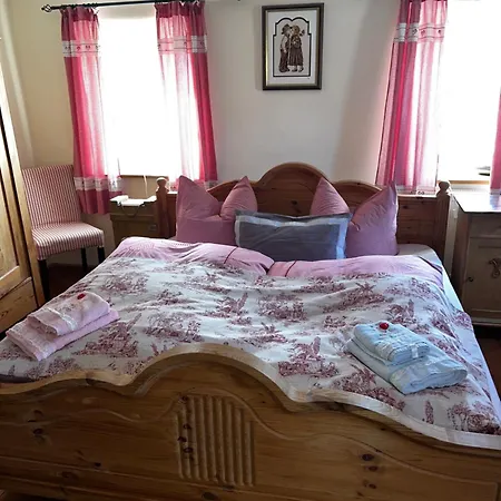 펜션 Schwarzer Kater