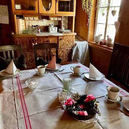 Schwarzer Kater Holiday home *